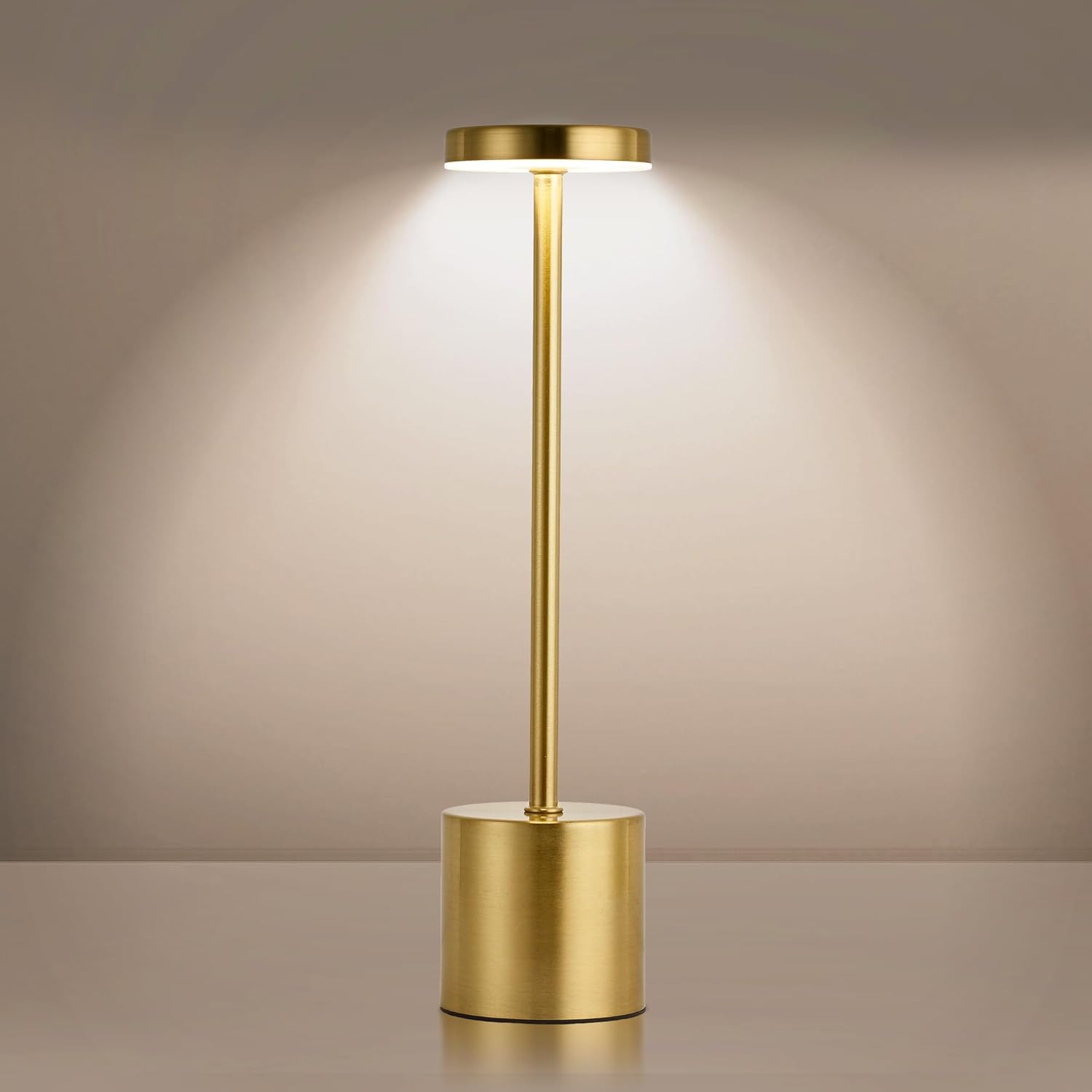 Abajur Minimalista Moderno Led Recarregável Luminária em Metal e Acrílico 3W Bateria 1800mAh (Dourado)