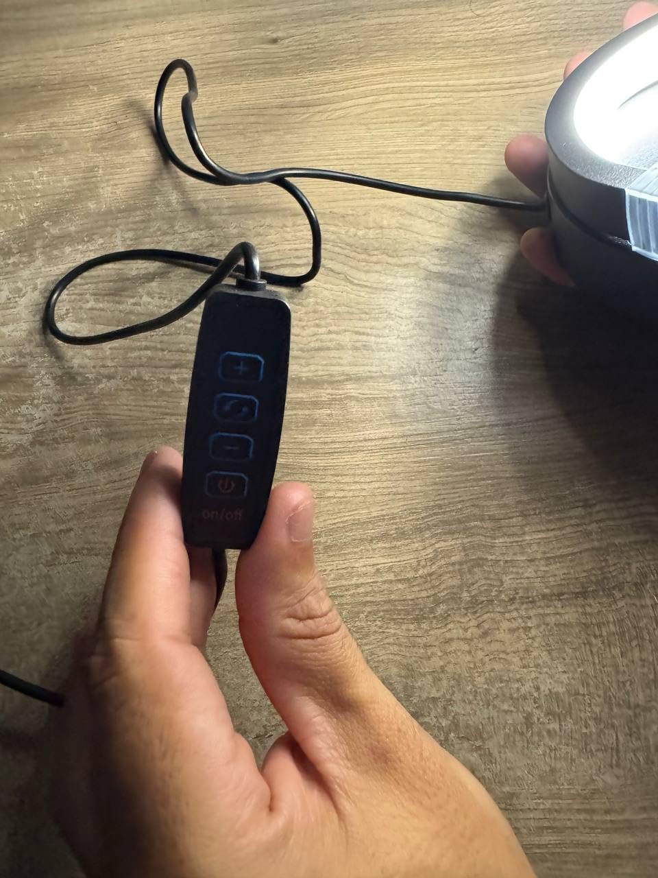 Abajur Espiral Luminária De Mesa Moderno LED Design Contemporâneo Luz Frio/Quente Bivolt - Ideal para Escritório, Sala, Quarto, cabeceira de cama - SHACK